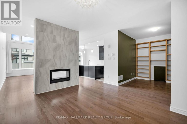 28451825/276-big-dipper-street/riverside-southgloucester-glen/ottawa/ontario/K4M0J6_6