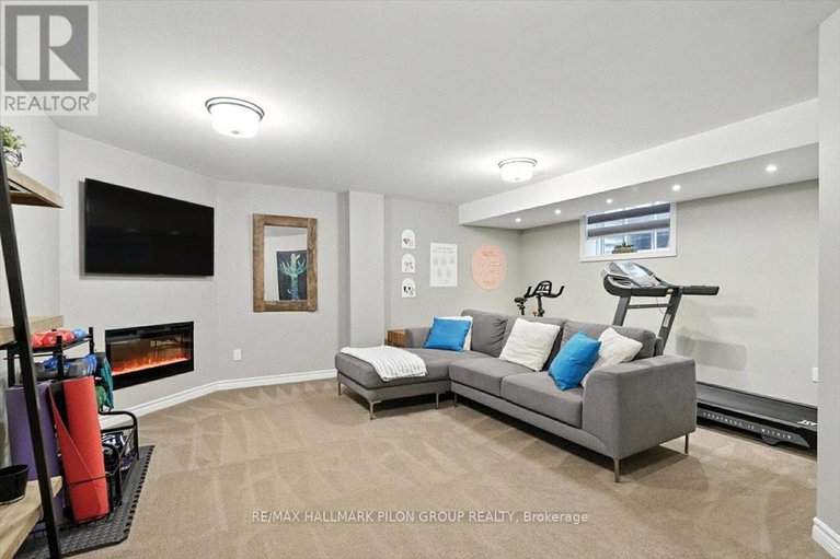 28623562/943-geographe-terrace/camelot/ottawa/ontario/K4A1J7_21