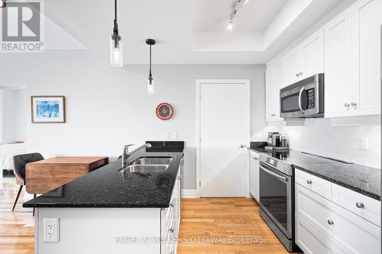 29646080/1106-75-cleary-avenue/woodroffe/ottawa/ontario/K2A1R8_8