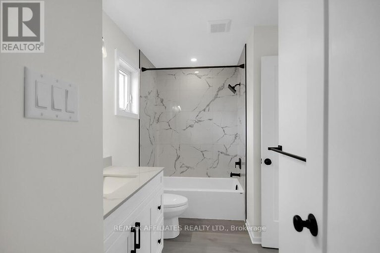 29024113/23-tamblyn-crescent/katimavik/ottawa/ontario/K2L3A5_25