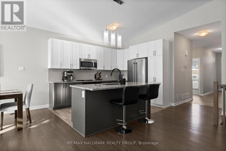 29372252/433-sterling-avenue/clarencerockland-twp/clarence-rockland/ontario/K4K0M5_6