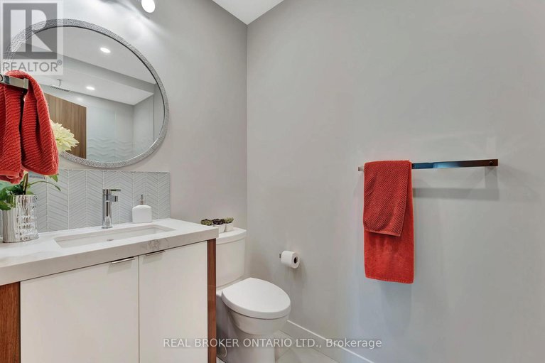 28733536/49-lotta-avenue/meadowlandsst-claire-gardens/ottawa/ontario/K2G2B4_38