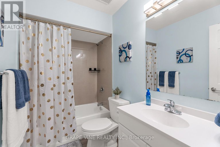 28499106/43-bentbrook-crescent/heritage-park/ottawa/ontario/K2J3Y1_26