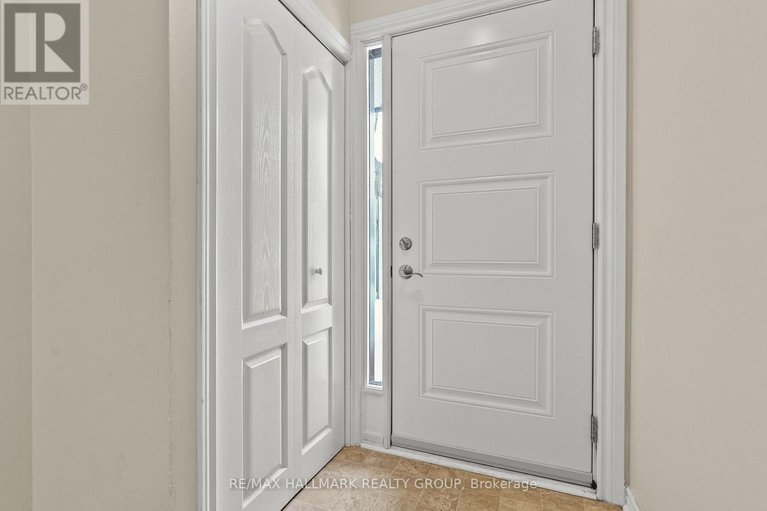 29460135/14-405-montfort-street/vanier/ottawa/ontario/K1L8G8_3