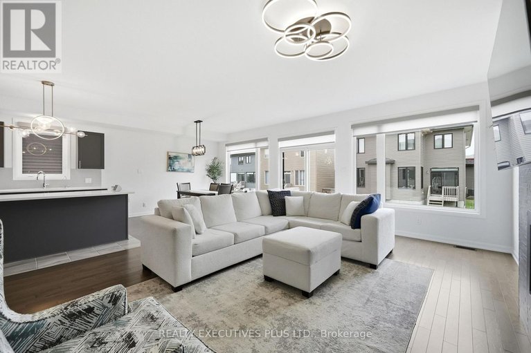 29673656/429-sterling-avenue/clarencerockland-twp/clarence-rockland/ontario/K4K0M5_11