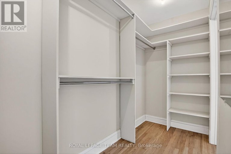 29603323/9-160-bruyere-street/lower-townbyward-market/ottawa/ontario/K1N5E1_18