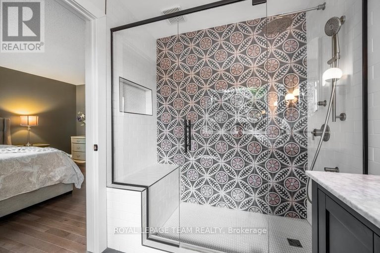 29676551/103-dunbarton-court/cardinal-glen/ottawa/ontario/K1K4L5_21