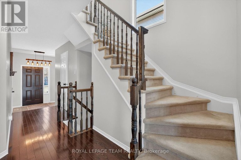 29615070/216-trail-side-circle/springridgeeast-village/ottawa/ontario/K4A5B5_23