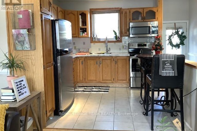 29620051/5425-otto-street/osgoode/ottawa/ontario/K0A2W0_6