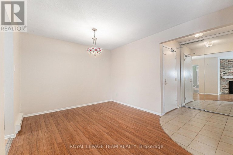 29178113/c-7-harness-lane/bridlewood/ottawa/ontario/K2M1E1_3