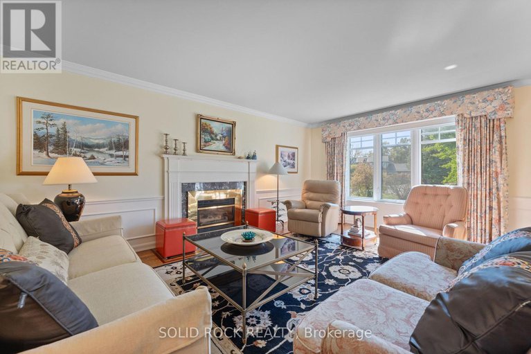 28931406/5569-whitewood-avenue/manotick-village-manotick-estates/ottawa/ontario/K4M1E1_9