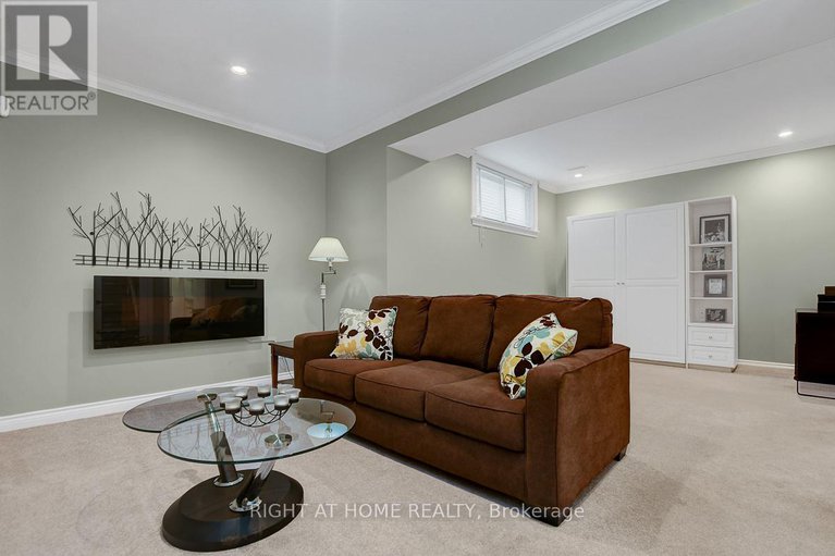 28557932/36-sable-run-drive/stittsville-central/ottawa/ontario/K2S1W8_27