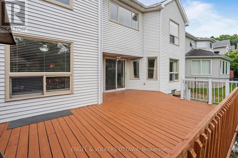 28550043/4-collingwood-crescent/morgans-grantsouth-march/ottawa/ontario/K2K2G6_41