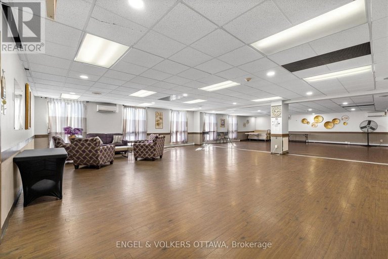 29461286/303-158a-mcarthur-avenue/vanier/ottawa/ontario/K1L7E7_24