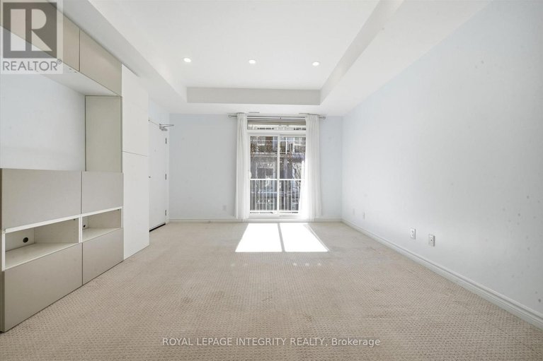 29425303/c-849-blackcomb-private/elmvale-acres/ottawa/ontario/K1G4E4_11