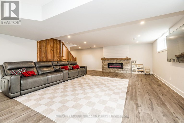 28924713/102-brookberry-crescent/north-grenville-twp-kemptville-south/north-grenville/ontario/K0G1J0_37