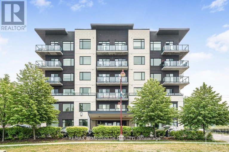 29223544/109-310-centrum-boulevard/bilberry-creekqueenswood-heights/ottawa/ontario/K1E0A3_3