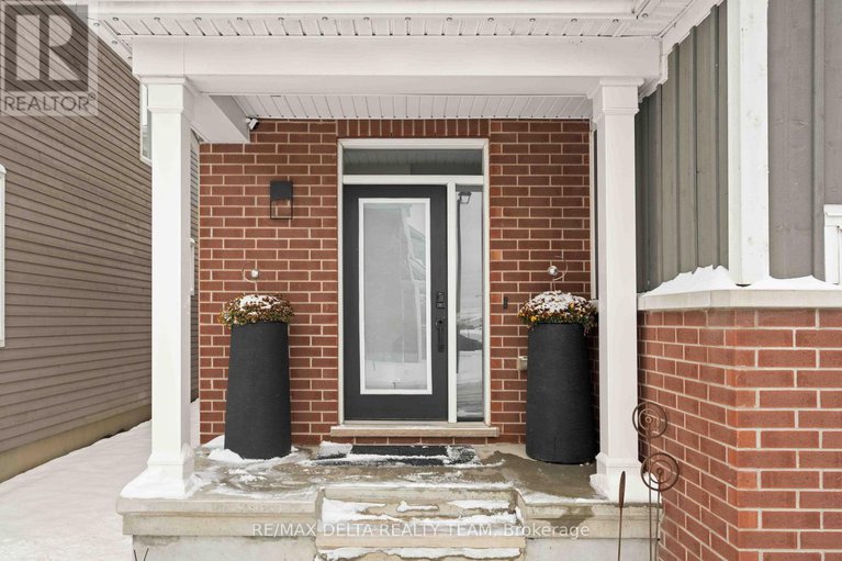 29091416/58-hackamore-crescent/goulbourn-twp-from-franktown-rdsouth-to-rideau/ottawa/ontario/K0A2Z0_3