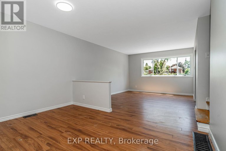 28622676/1303-coldrey-avenue/carlington/ottawa/ontario/K1Z7P6_12