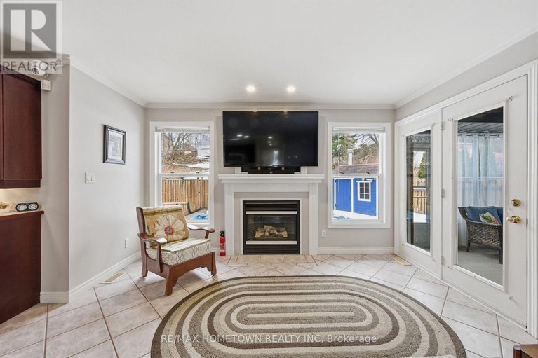 29672154/125-butlers-crescent/brockville/brockville/ontario/K6V7K8_13