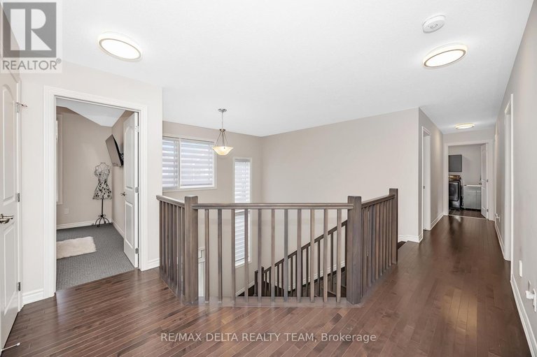 29635219/748-vennecy-terrace/orleans-village/ottawa/ontario/K1W1H2_22