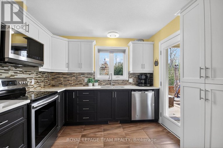 29647827/109-stonewalk-drive/north-grenville-twp-kemptville-south/north-grenville/ontario/K0G1J0_11