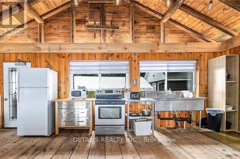 28801062/411-pickerel-bay-road/lanark-highlands-darling-twp/lanark-highlands/ontario/K0A3L0_9