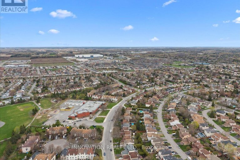 29687409/32-weybridge-drive/cedargrovefraserdale/ottawa/ontario/K2J2Z7_44