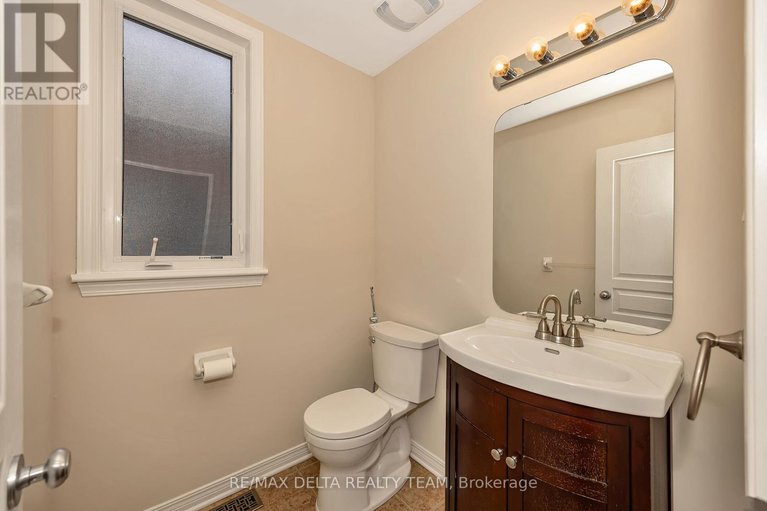 29583764/1983-plainhill-drive/notting-hillsummerside/ottawa/ontario/K4A0E8_14