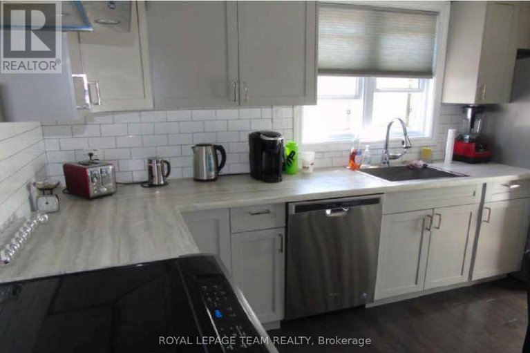 29656650/26-starwood-road/meadowlandsst-claire-gardens/ottawa/ontario/K2G1Y8_29