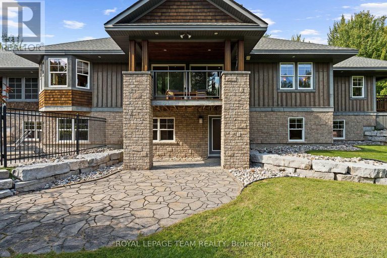 28865171/1560-maley-lane/rural-kanata-central/ottawa/ontario/K2W1C2_40