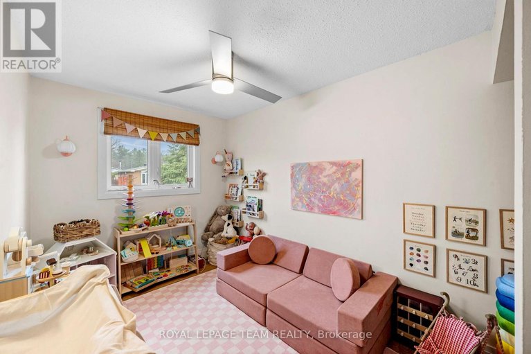 29651251/185-lacroix-avenue/bilberry-creekqueenswood-heights/ottawa/ontario/K1E1K2_24