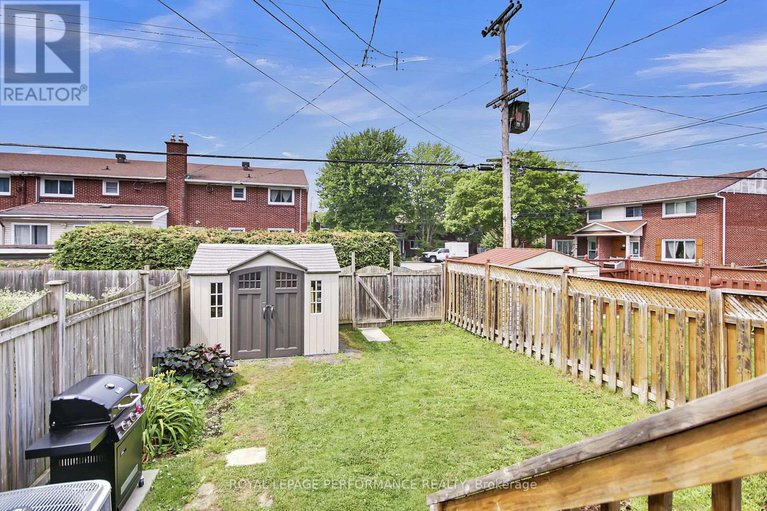 28622582/786-cummings-avenue/castle-heightsrideau-high/ottawa/ontario/K1K2L2_32