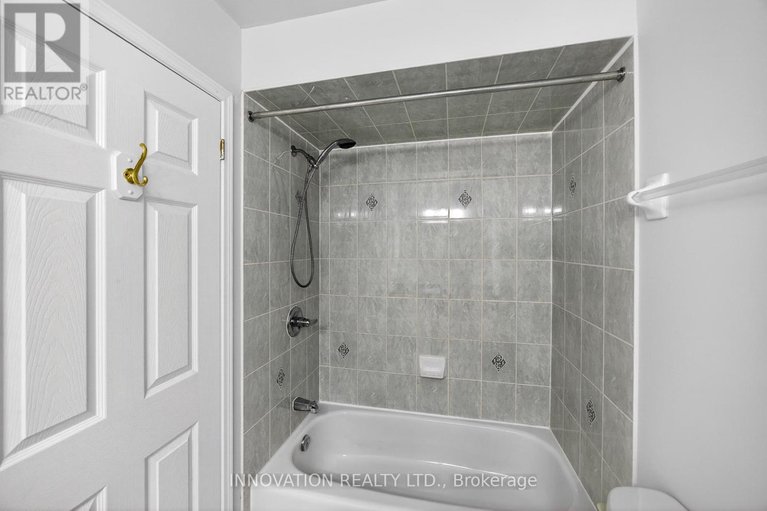 29339280/966-goose-river-avenue/riverside-southgloucester-glen/ottawa/ontario/K1V1T7_32