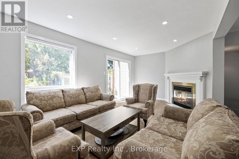 28894160/21-durbin-court/katimavik/ottawa/ontario/K2L3T7_14
