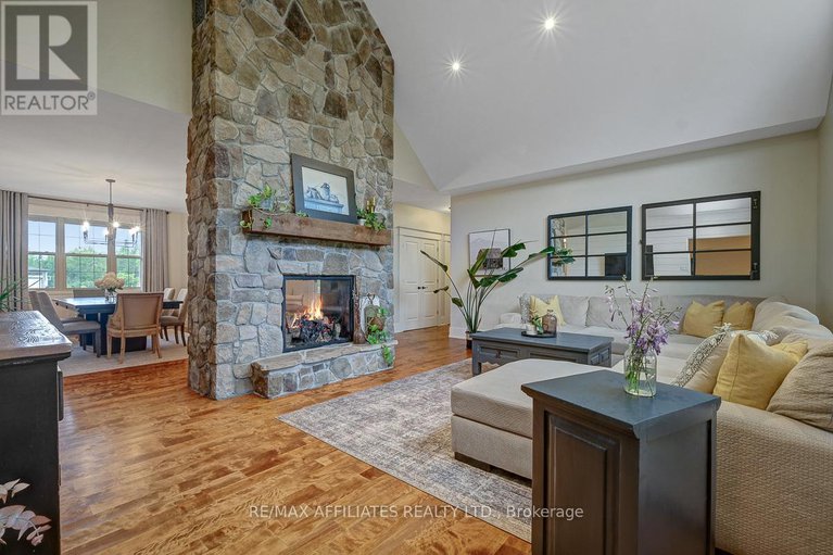 28778055/111-ironstone-court/remainder-of-stittsville-area/ottawa/ontario/K2S0L4_11