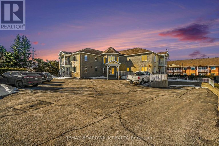 29518685/unit-204-32-de-la-croisee-street/embrun/russell/ontario/K0A1W0_3