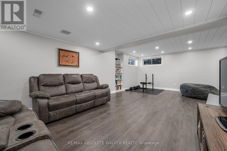 29193785/119-cambie-road/riverside-southgloucester-glen/ottawa/ontario/K1X0A6_26