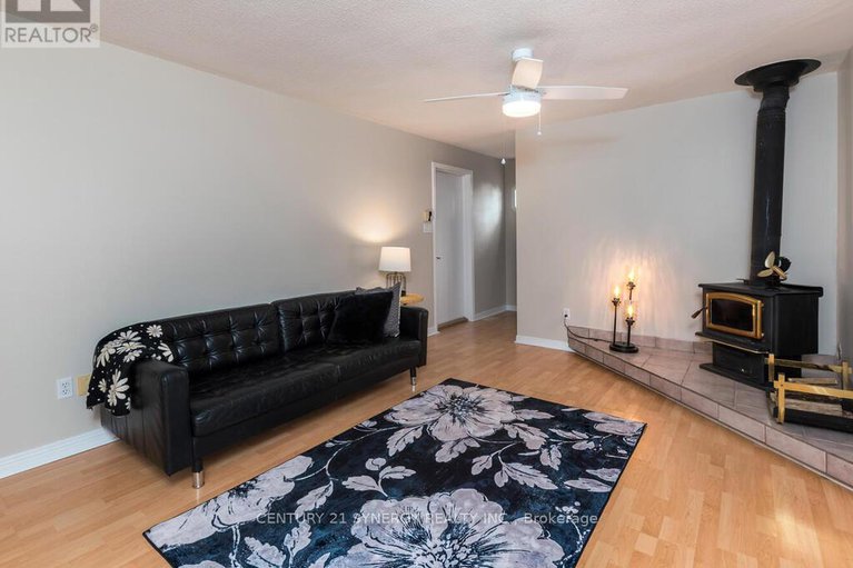 29038315/1423-diamondview-road/huntley-ward-south-east/ottawa/ontario/K0A1L0_15