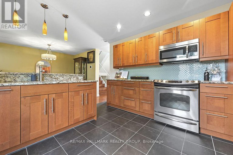 28847637/29d-varley-drive/beaverbrook/ottawa/ontario/K2K1G4_8