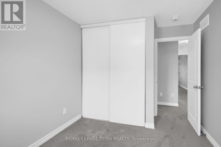28243617/605-lauraleaf-crescent/half-moon-bay/ottawa/ontario/K2J6G7_34
