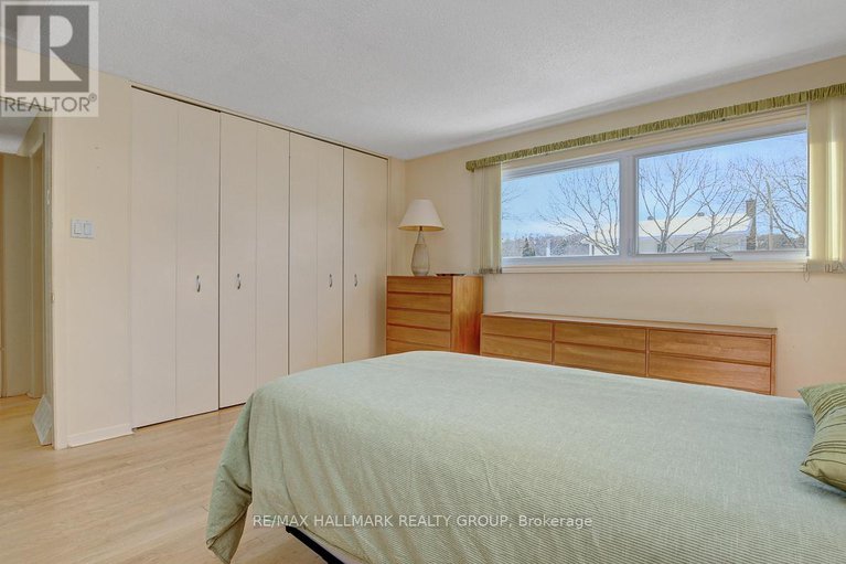 29360557/629-glenhurst-crescent/beacon-hill-north/ottawa/ontario/K1J7B6_25