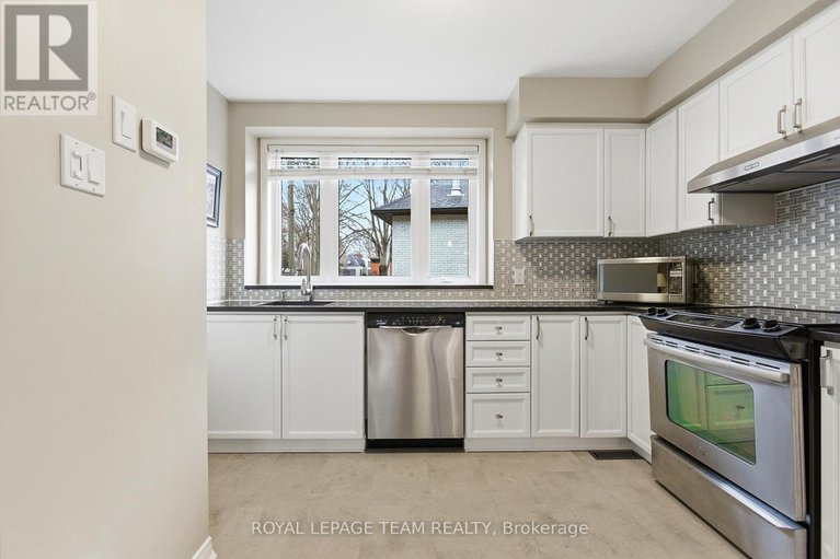 29610199/10-cornerstone-private/ottawa-centregolden-triangle/ottawa/ontario/K2P2N3_11