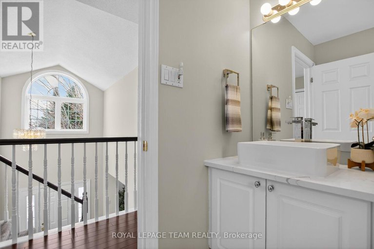 29446611/22-renshaw-avenue/stittsville-central/ottawa/ontario/K2S1G9_63