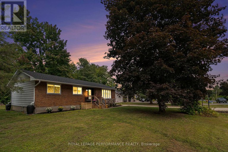 28814583/934-galaxie-avenue/navan/ottawa/ontario/K4B1M5_2