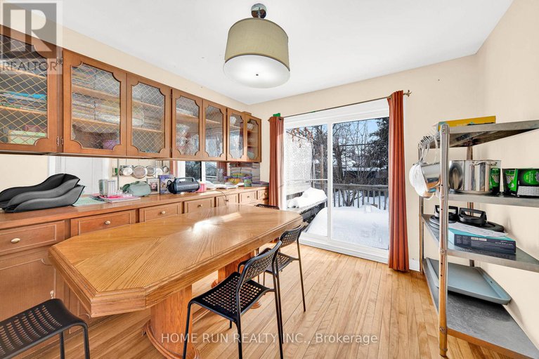 29367174/546-donald-street/castle-heightsrideau-high/ottawa/ontario/K1K1L7_12