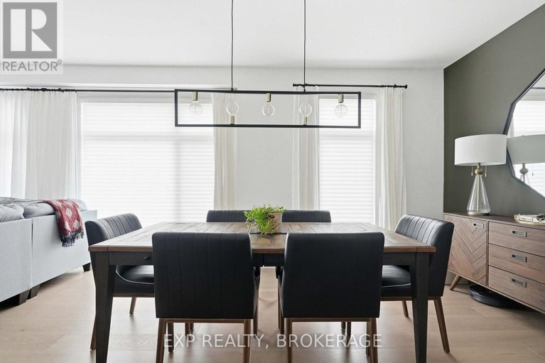 29133391/59-cherry-blossom-private/redwood-park/ottawa/ontario/K2H0C4_21