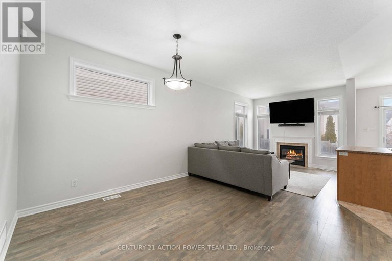 28387395/965-gosnell-terrace/fallingbrookgardenway-south/ottawa/ontario/K4A5C5_6