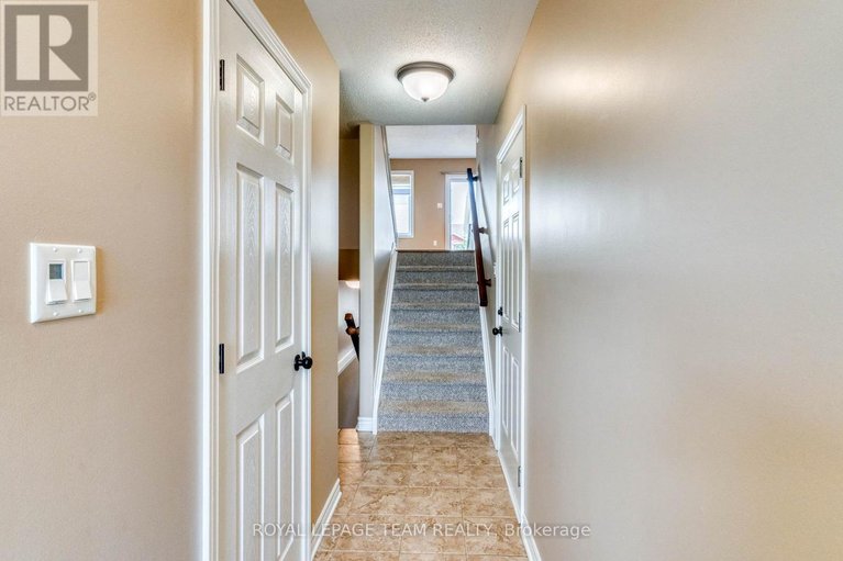 29663855/396-ann-street/almonte/mississippi-mills/ontario/K0A1A0_4