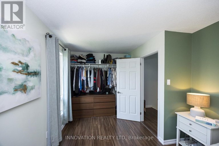 28478550/44-35-bering-court/katimavik/ottawa/ontario/K2L2B8_30